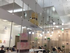 大堂-奈雪的茶(市百一店)