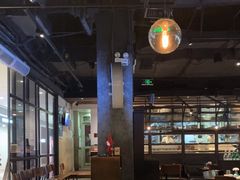 -Carbon莫卡哆·意大利复古集市餐厅(杭州大厦店)