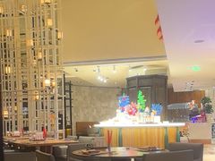 -松咖啡自助餐厅·松北香格里拉