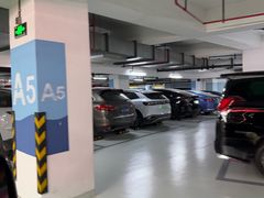 -浦东嘉里城-停车场