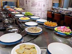 自助取餐区-钱小主·自助回旋烤肉火锅餐厅(东方新天地店)