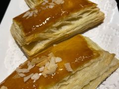 榴莲酥-高第街56号餐厅(美莲广场店)