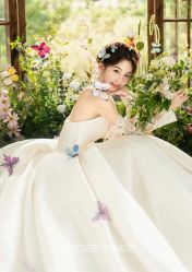 -雪中彩影婚纱摄影·微光艺术中心