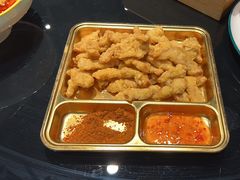 -川流不息·地道川菜·小龙虾(新松江路店)