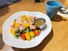 鲜柚芒果沙拉佐冰花酸梅酱-HELLO 27 意面·沙拉·帕尼尼