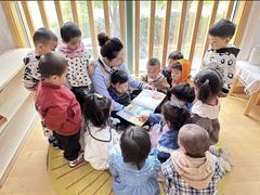 -蒙蒙狮蒙台梭利儿童之家