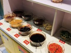 自助调料区-万和源炝锅城·活鱼现炝(文艺北路店)
