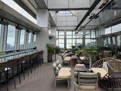 -OZONE 顶楼酒吧(香港丽思卡尔顿酒店)