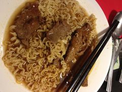 牛肉车仔面-翠华餐厅(湾仔店)