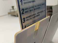 -卡罗酒店(东门晒布地铁站店)