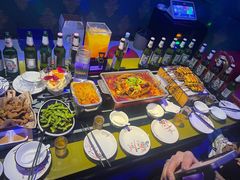 -路边边地标烧烤·川菜·小龙虾·音乐酒馆(良乡长虹店)