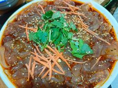 东北大拉皮-东北农家院·铁锅炖(莘庄店)
