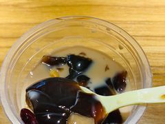 -八婆婆烧仙草(曾厝垵店)