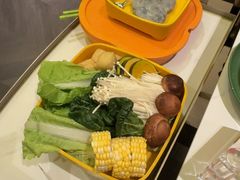 -润园四季椰子鸡火锅(卓越INTOWN店)