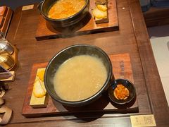 -银米·云南传统过桥米线(双廊黑金冠店)