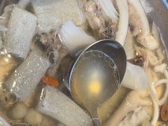 -三个椰子·现砍椰子鸡(金源CBD店)