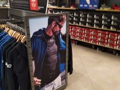 -UNDER ARMOUR(新燕莎奥莱店)