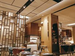 大堂-康莱德酒店·美庭自助餐厅