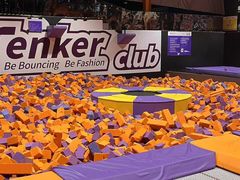 -Tenker Club弹刻极限主题公园 · 蹦床 · 团建 · 生日派对(大关店)