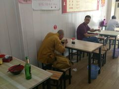用餐区-鹍记特色牛杂面