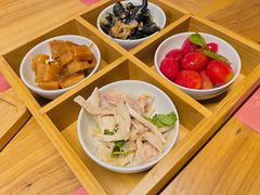 红油拆骨乌鸡爪-缓归·岭南融合菜(吉大店)