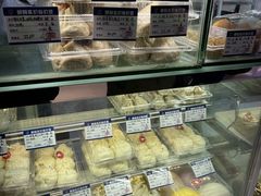 -白玉兰食品甜凤店(合生汇店)