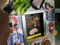 -尹珍珠·韩式无限烤肉(回龙湾店)