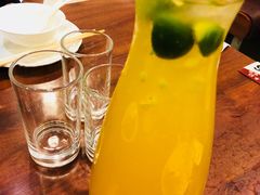 -川流不息·地道川菜·小龙虾(新松江路店)