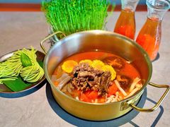 -罗勒家·养生火锅· Bistro(大望路店)