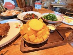 -小放牛炒菜馆(军校店)