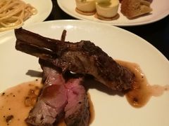 烤羊排-OPEN開全日自助餐厅·牛肉火锅·海鲜(佛山希尔顿酒店)