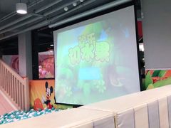 -布鲁豪斯亲子欢乐家庭餐厅