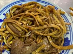 -珠宝街老左杂酱面馆