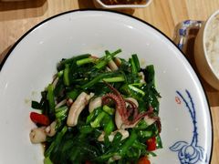 梧桐花炒韭菜-老江南春·中国龙菜(衡山路店)