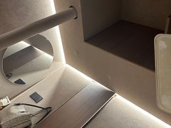 -灸春堂·艾灸·痛症·整脊连锁(之江银泰店)
