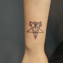 -刺客纹画纹身·洗纹身·穿孔饰品