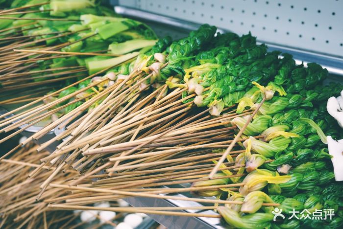 叶婆婆钵钵鸡菠菜图片 - 第1张