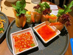 越南传统生包鲜虾春卷-来龙里 精致 东南亚餐室(万象城店)