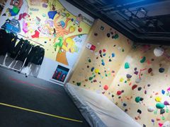-ROCKPLUS攀岩馆(环宇城店)