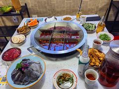 -厂花素芬九宫格火锅(银泰店)