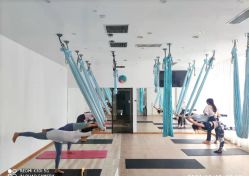 -一伽瑜伽·普拉提