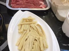 -清真·玛丽亚新疆菜主题餐厅(浙江中路店)