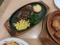 -萨莉亚意式餐厅(东川路店)