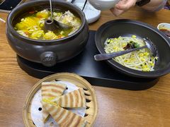 -云海肴·汽锅鸡·云南菜(天山百盛优客店)