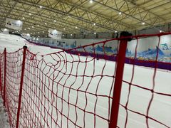 -乔波室内滑雪场