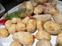 -吴越荣记苏州菜·松鼠桂鱼100%活鱼现做(斜塘老街店)