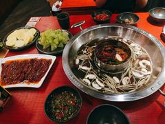 -谭鸭血老火锅(万象九宜城店)
