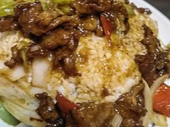 黑椒牛肉盖饭-清真·灰太狼烧烤海鲜大咖(沈阳道店)