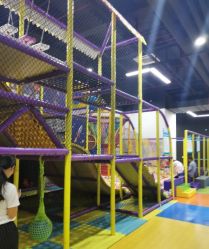 -蹦贝运动中心·蹦床·攀岩·闯关(龙岗店)