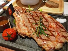香草烤战斧牛排-原石牛扒·约会餐厅(龙城万科里店)